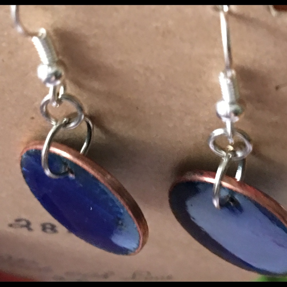 Earrings - Picture 2 of 5